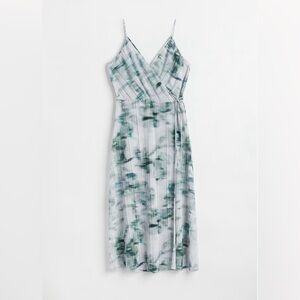 H&M Pleated Dress, size S